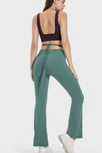 Load image into Gallery viewer, Tied Mid-Rise Waist Active Pants
