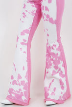 Load image into Gallery viewer, Rodeo Bell Bottom Jeans in Pink- Inseam 32&quot;
