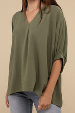 Load image into Gallery viewer, Woven Airflow V-Neck Puff Half Sleeve Top
