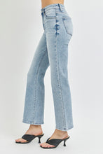 Load image into Gallery viewer, RISEN Full Size High Rise Ankle Flare Jeans
