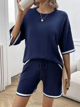 Load image into Gallery viewer, Contrast Trim Round Neck Top and Shorts Set
