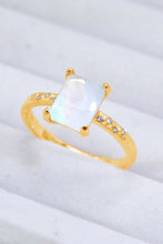 Load image into Gallery viewer, Square Moonstone Ring
