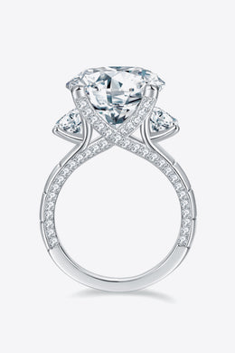 8 Carat Round Center Stone - 8.6 Carat ctw - 925 Sterling Silver - Platinum-Plated Moissanite Ring Ti Amo I love you