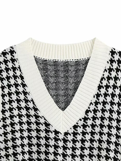 8 Colors - Houndstooth V-Neck Sweater Vet - Sizes S-L Ti Amo I love you