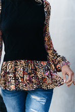 Load image into Gallery viewer, Black Contrast Floral Sleeve Peplum Sweater
