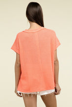 Load image into Gallery viewer, Brushed Waffle Exposed-Seam Short Sleeve Top
