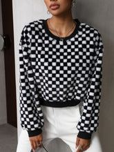 Load image into Gallery viewer, Plaid Round Neck Long Sleeve Sweatshirt
