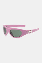 Load image into Gallery viewer, Polycarbonate Frame Cat-Eye Sunglasses
