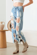 Load image into Gallery viewer, Litz La Frayed Cut Distressed Jeans
