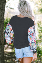 Load image into Gallery viewer, Printed V-Neck Long Sleeve Blouse
