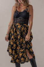 Load image into Gallery viewer, Black Printed Elastic Waist Button Decor Floral Ruffle Skirt Ti Amo I love you
