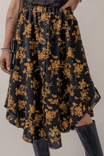 Load image into Gallery viewer, Black Printed Elastic Waist Button Decor Floral Ruffle Skirt Ti Amo I love you
