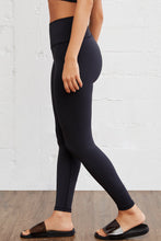 Load image into Gallery viewer, Black or Gray - Arched Waist Seamless Active Leggings - Sizes S-XL Ti Amo I love you
