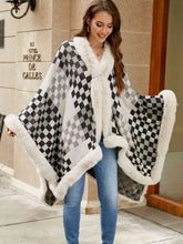 Load image into Gallery viewer, Checkered Faux Fur Trim Poncho Ti Amo I love you
