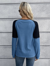 Load image into Gallery viewer, Contrast Buttoned Round Neck Raglan Sleeve Top Ti Amo I love you
