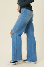 Load image into Gallery viewer, Distressed Wide Fit Jeans Ti Amo I love you
