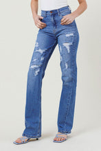 Load image into Gallery viewer, High Rise - Distressed Straight Legged Jeans Ti Amo I love you
