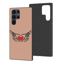 Load image into Gallery viewer, Ti Amo I love you - Exclusive Brand - Feldspar - Skeleton Hands with Heart - Samsung Galaxy S22 Ultra Glass Case
