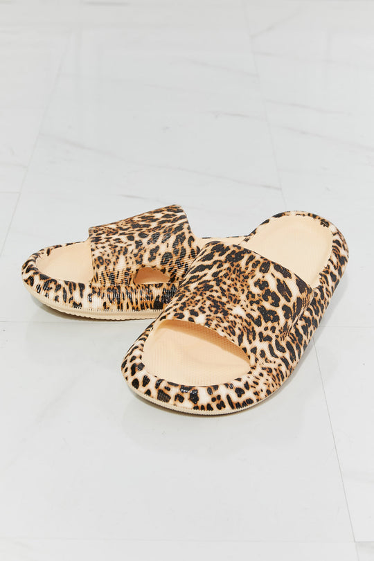 MMShoes Arms Around Me Open Toe Slide in Leopard Ti Amo I love you