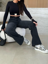 Load image into Gallery viewer, Women Micro Elastic Black Straight Denim Trousers
