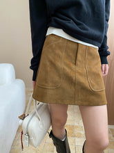 Load image into Gallery viewer, Early Autumn Suede High Grade Large Pocket Slimming A line Skirt
