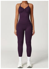 Load image into Gallery viewer, Sollinarry Seamless Yoga Vest Tight Breathable Pleated Sports Vest Casual Running Fitness Top
