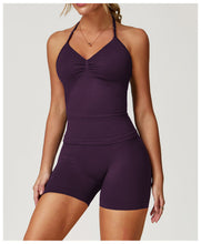 Load image into Gallery viewer, Sollinarry Seamless Yoga Vest Tight Breathable Pleated Sports Vest Casual Running Fitness Top
