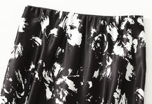 Load image into Gallery viewer, Womens Printed Fishtail Summer Thin Elegant Slim Fit Slimming Hip Wrapped Skirt
