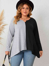 Load image into Gallery viewer, Plus Size Contrast Notched Neck T-Shirt Ti Amo I love you
