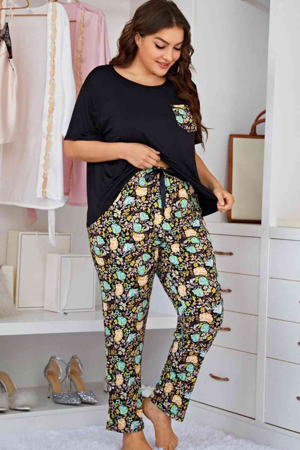 Plus Size Contrast Round Neck Tee and Floral Pants Lounge Set Ti Amo I love you