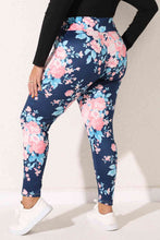 Load image into Gallery viewer, Plus Size Floral Print Legging Ti Amo I love you
