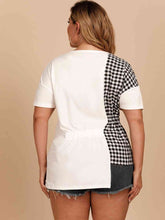 Load image into Gallery viewer, Plus Size Gingham Color Block Asymmetrical T-Shirt Ti Amo I love you
