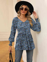 Load image into Gallery viewer, Printed V-Neck Lantern Sleeve Blouse Ti Amo I love you
