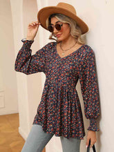 Load image into Gallery viewer, Printed V-Neck Lantern Sleeve Blouse Ti Amo I love you
