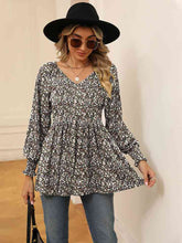 Load image into Gallery viewer, Printed V-Neck Lantern Sleeve Blouse Ti Amo I love you
