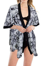 Load image into Gallery viewer, Python Print Kimono Cardigan Ti Amo I love you
