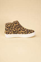 Load image into Gallery viewer, Route-S High Top Leopard Sneakers Ti Amo I love you
