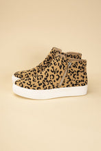 Load image into Gallery viewer, Route-S High Top Leopard Sneakers Ti Amo I love you
