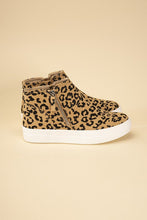 Load image into Gallery viewer, Route-S High Top Leopard Sneakers Ti Amo I love you
