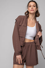 Load image into Gallery viewer, Crinkle Woven Cropped Jacket
