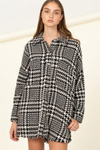 Load image into Gallery viewer, Cool Comeback Houndstooth Pattern Shacket
