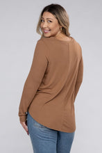 Load image into Gallery viewer, Plus Long Sleeve Round Neck Round Hem Top
