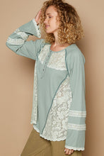 Load image into Gallery viewer, POL Round Neck Long Sleeve Lace Trim Thermal Top
