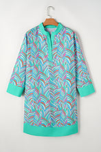 Load image into Gallery viewer, Green Plus Size Palm Pattern Long Sleeve Shift Dress
