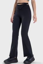 Load image into Gallery viewer, Tied Mid-Rise Waist Active Pants
