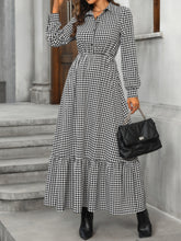 Load image into Gallery viewer, Ruffle Hem Plaid Long Sleeve Dress
