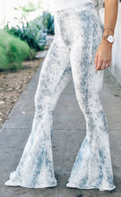 Load image into Gallery viewer, White Western Fashion High Waist Snakeskin Print Flare Pants
