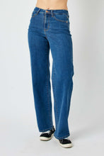 Load image into Gallery viewer, Judy Blue Full Size High Rise Straight Jeans
