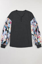 Load image into Gallery viewer, Printed V-Neck Long Sleeve Blouse
