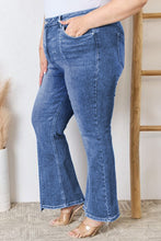 Load image into Gallery viewer, Blue Plus Size Exposed Seam High Waist Flare Jeans
